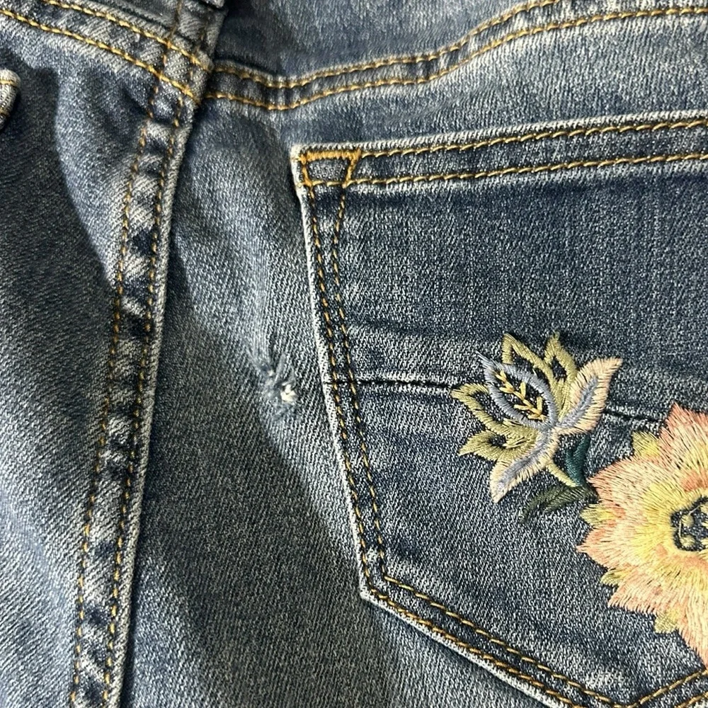 DRIFTWOOD Blue Flare Jeans with Floral Embroidery - Picture 8 of 12
